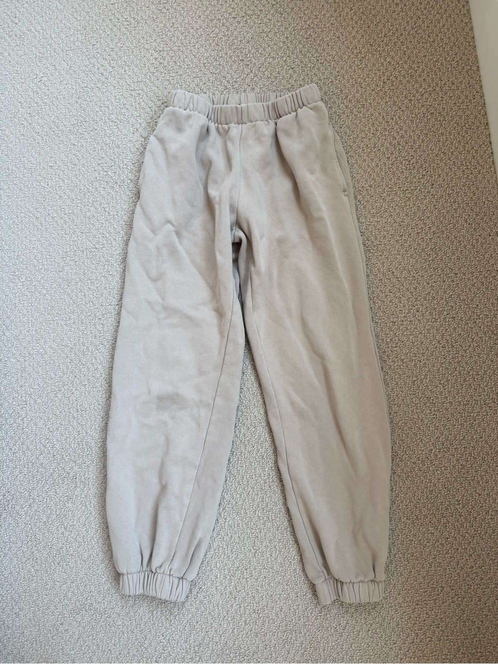 Brandy Melville Rosa Cream Sweatpants